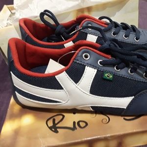 NIB RIO SOUL NAVY/ WHITE Sneakers SIZE 8